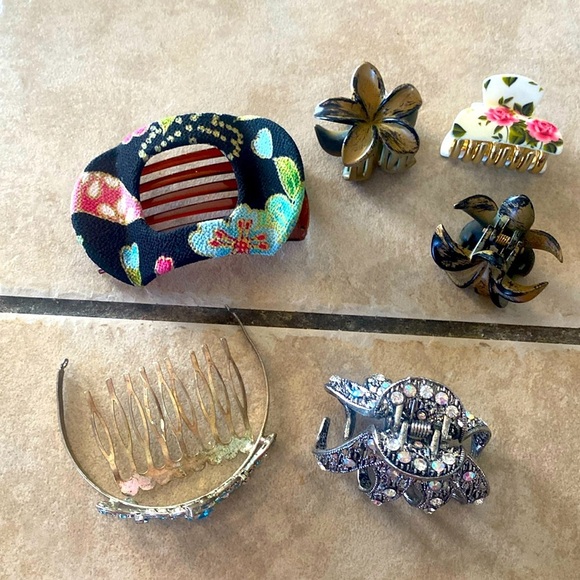 Bundle of hair clips total of 7 - Picture 1 of 9